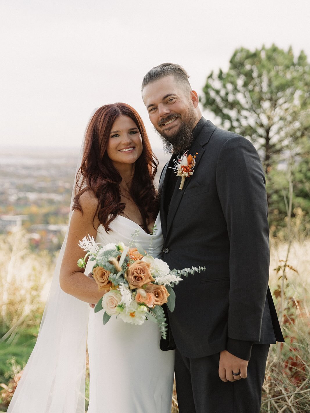 It&rsquo;s official💍

I love a good blowout curled look 😍✨