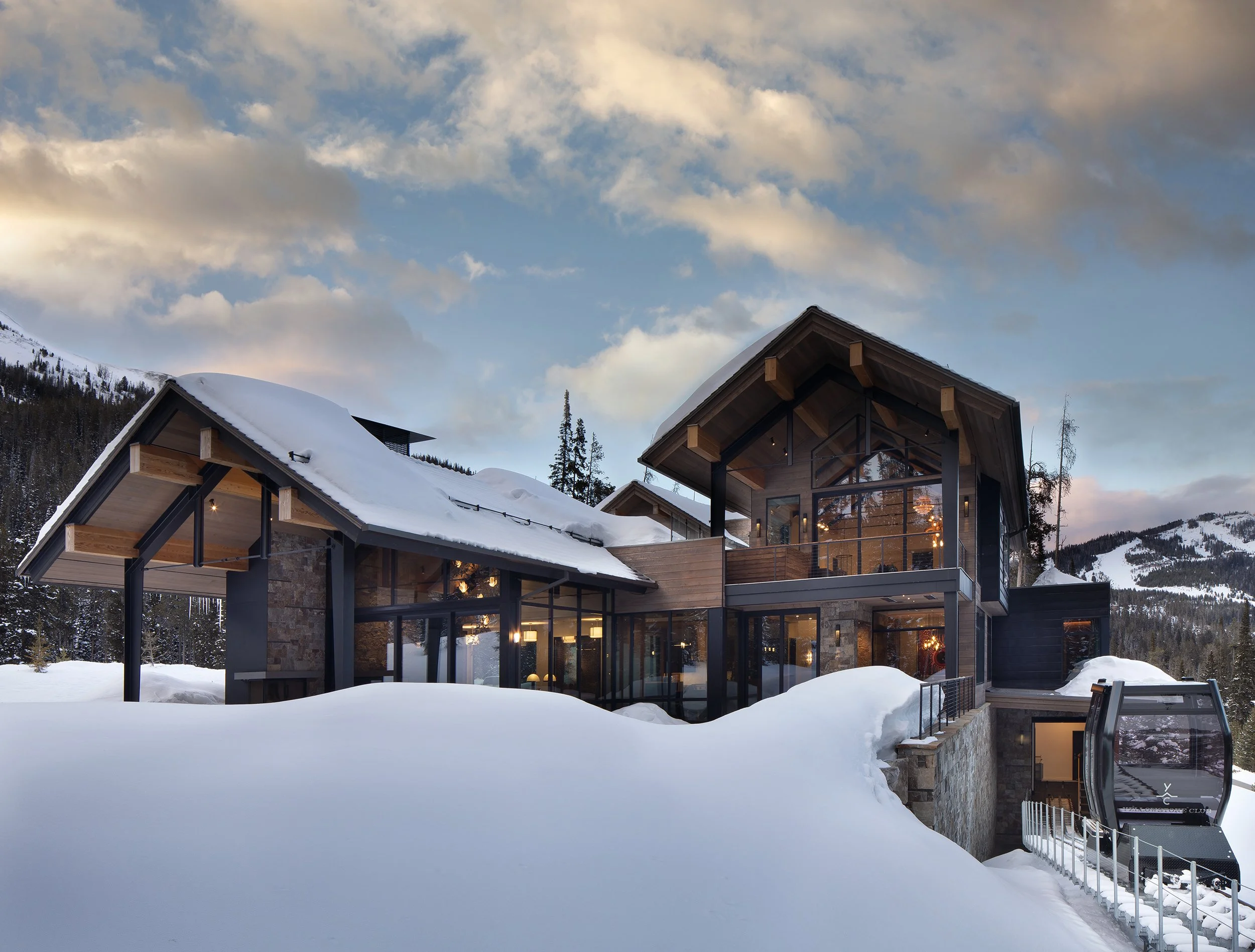 1 SkiTraverse_500_2147_EaskiLivin_web_2500w.jpg