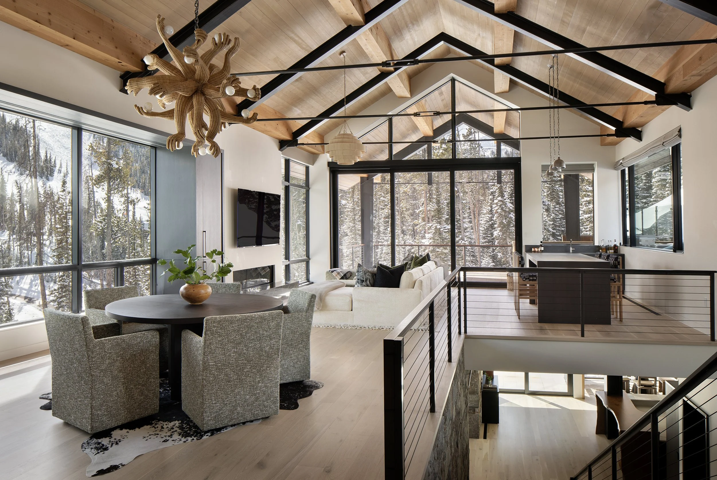 5 SkiTraverse_0245b_EaskiLivin_web_2500w.jpg