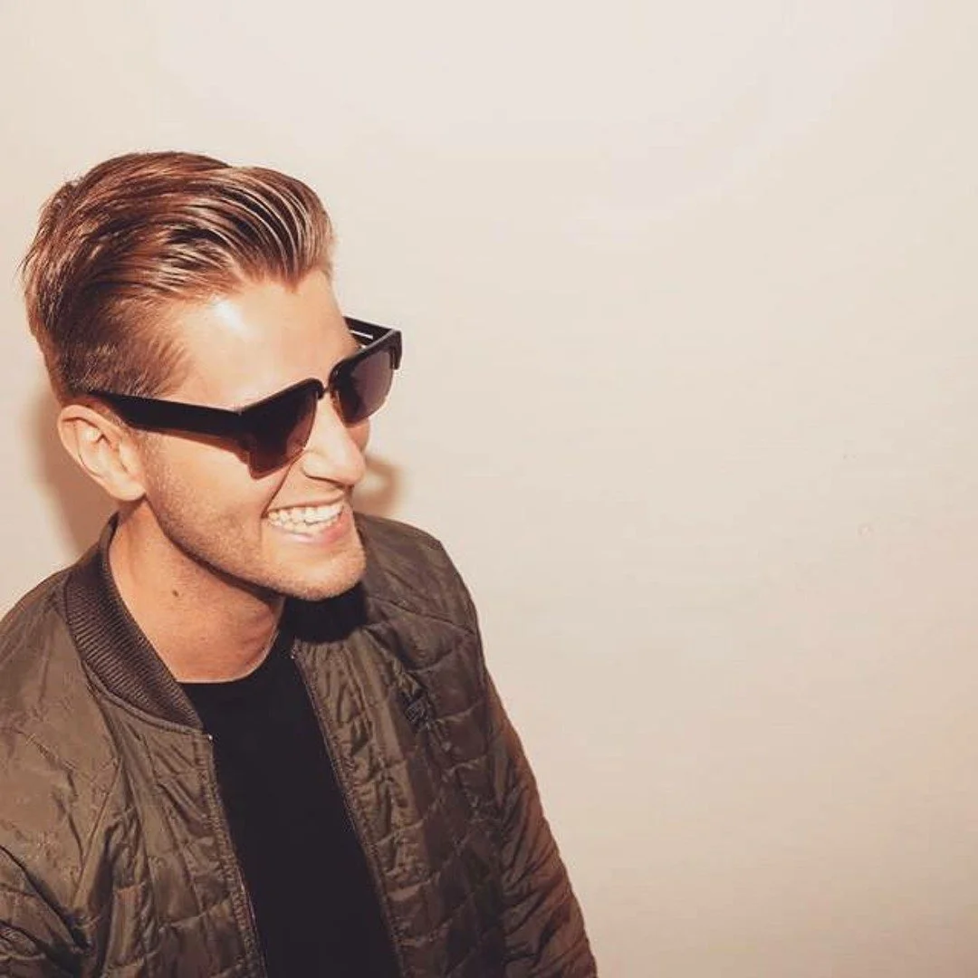 Client testimonial praising ASKFinance for help with HMRC reporting, CT600 submissions, and confirmation statement filing for a growing UK business