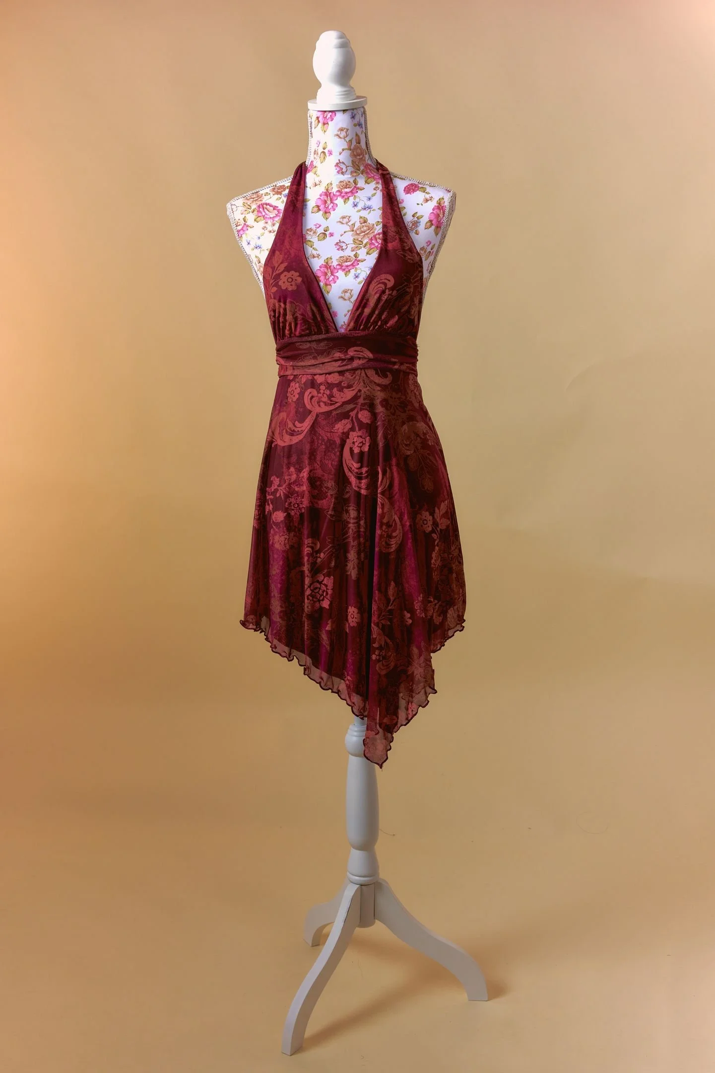 Robe bordeaux 
Taille : S/M