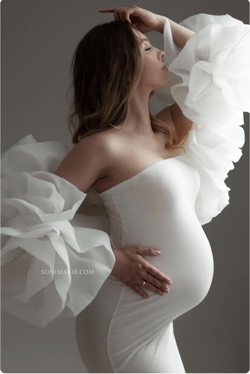 Ensemble robe de maternité sirène sans bretelles et cape - Taille unique -  Soutien gorge blanc sans bretelle recommandé ! (Photo non réalisée par Maddshots Studio)