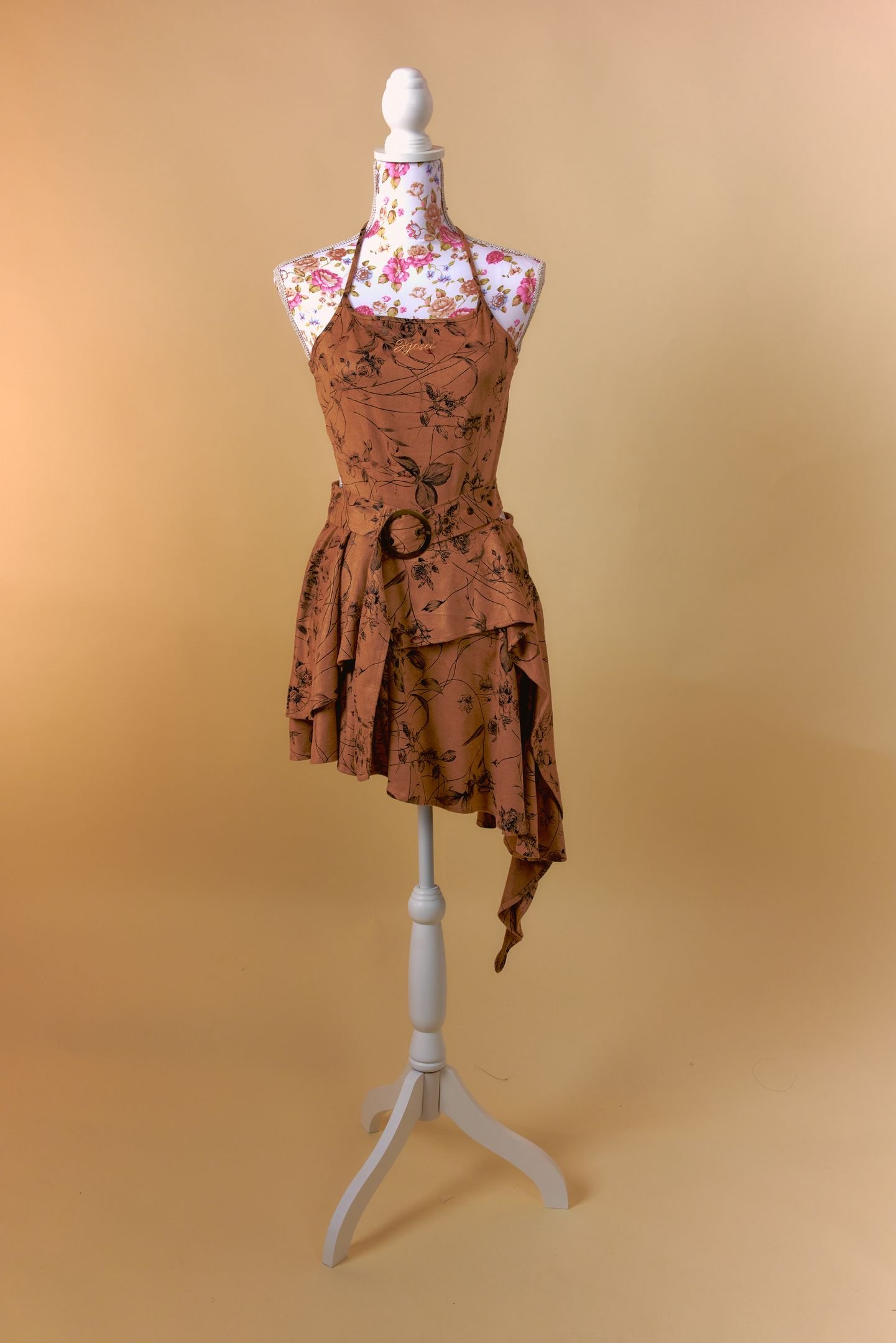 Robe Jyosei marron 
Taille : S