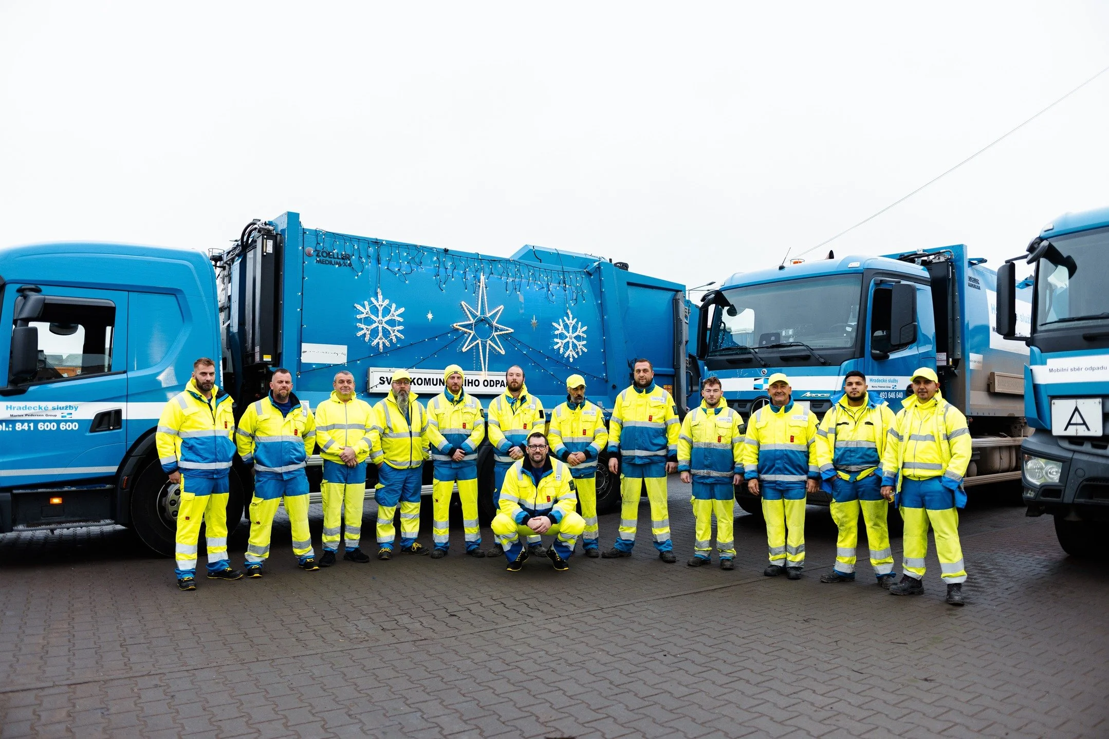 Vid&iacute;te auto a pr&aacute;zdnou popelnici. 👀

Ve skutečnosti je za t&iacute;m pr&aacute;ce řidiče, dispečera, technika i cel&eacute;ho syst&eacute;mu.

Svoz odpadu je t&yacute;mov&aacute; z&aacute;ležitost. 🤝🏻

#MariusPedersen #svozodpadu #od