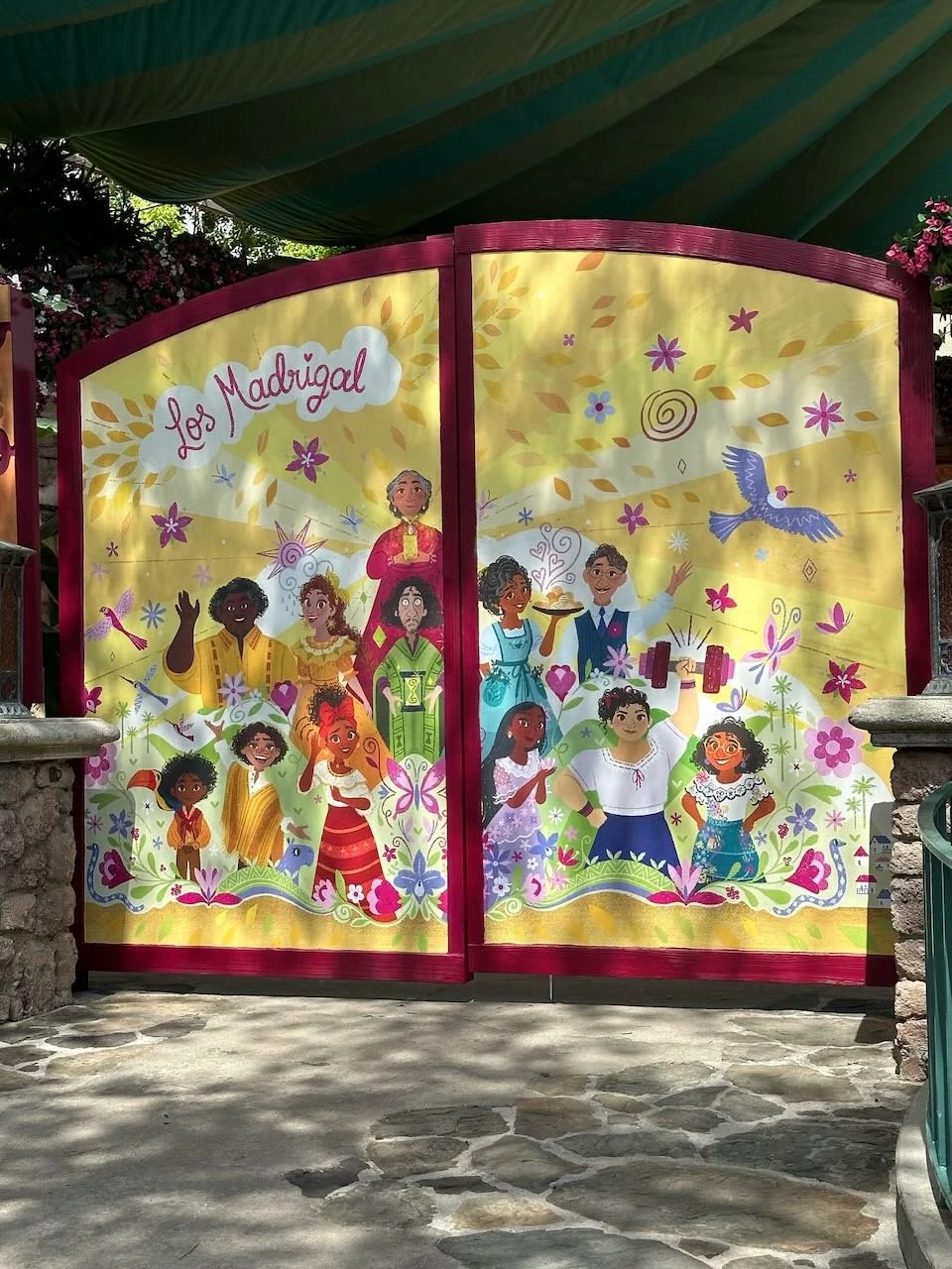 Let&rsquo;s be honest&hellip; planning a big family Disney trip is basically an Olympic sport.
Everyone has opinions. Everyone has a preferred week, a preferred resort, and a preferred level of &ldquo;I&rsquo;m not walking that much.&rdquo; 😂

My be