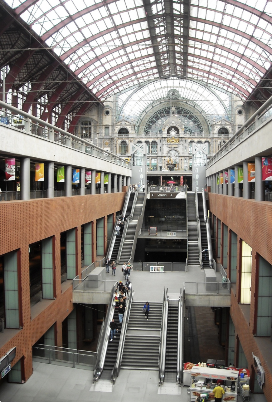 Encandilamiento en espacios comerciales: un error de diseño frecuente