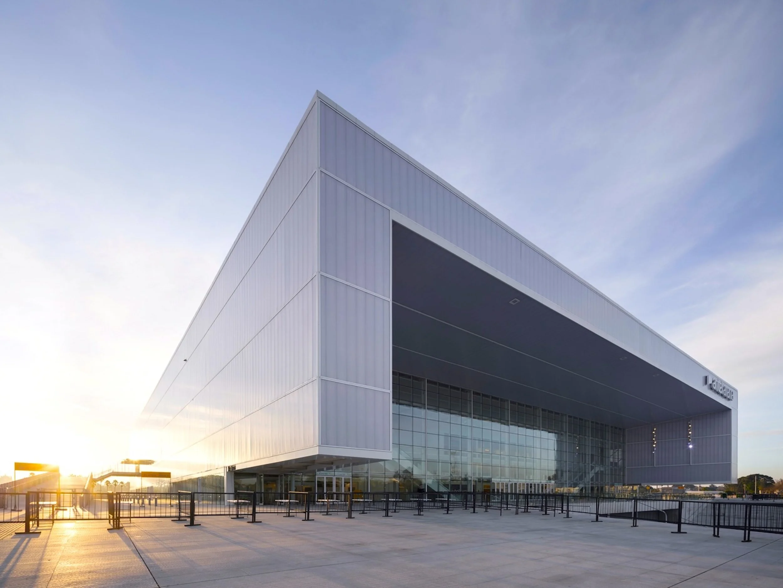 Paneles DANPATHERM: cerramientos translúcidos de alto rendimiento térmico