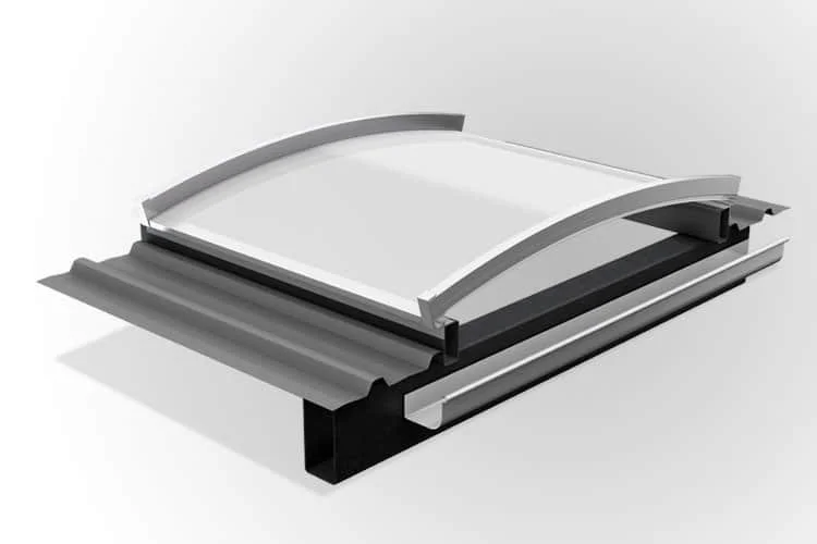 Claraboya cañón corrido industrial traslùcida para iluminación natural en naves industriales.