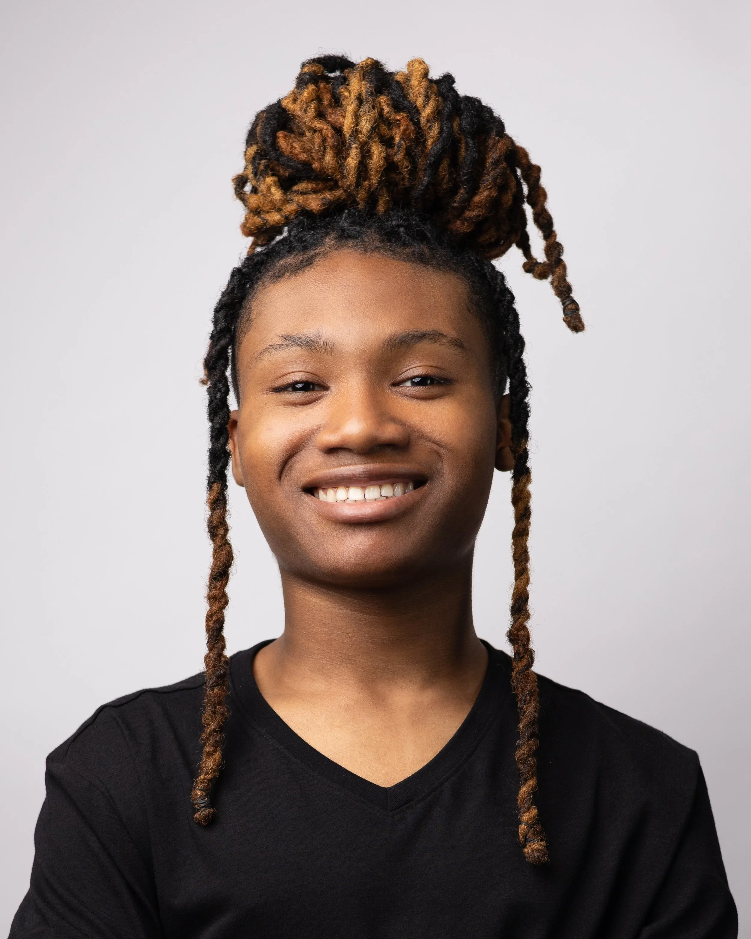 Delvis Simmonds Photography Headshot-3