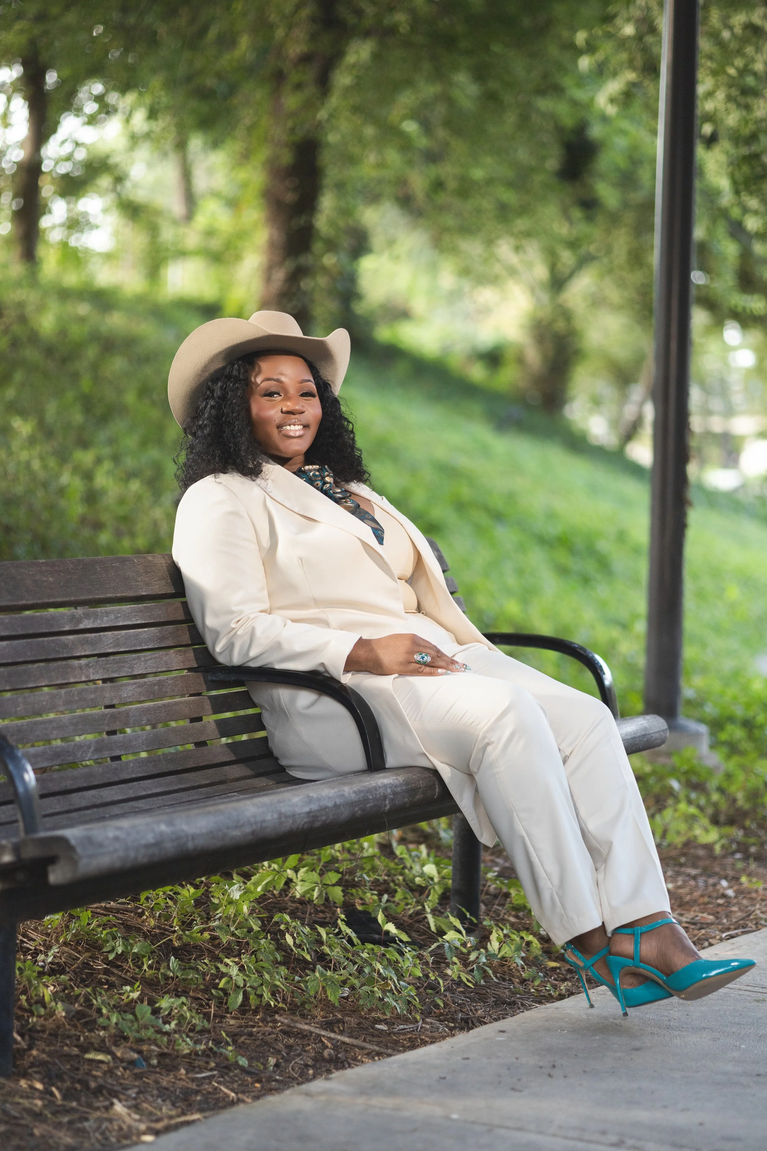 WhitneySims-GradPhotos-Aug212026-22.jpg