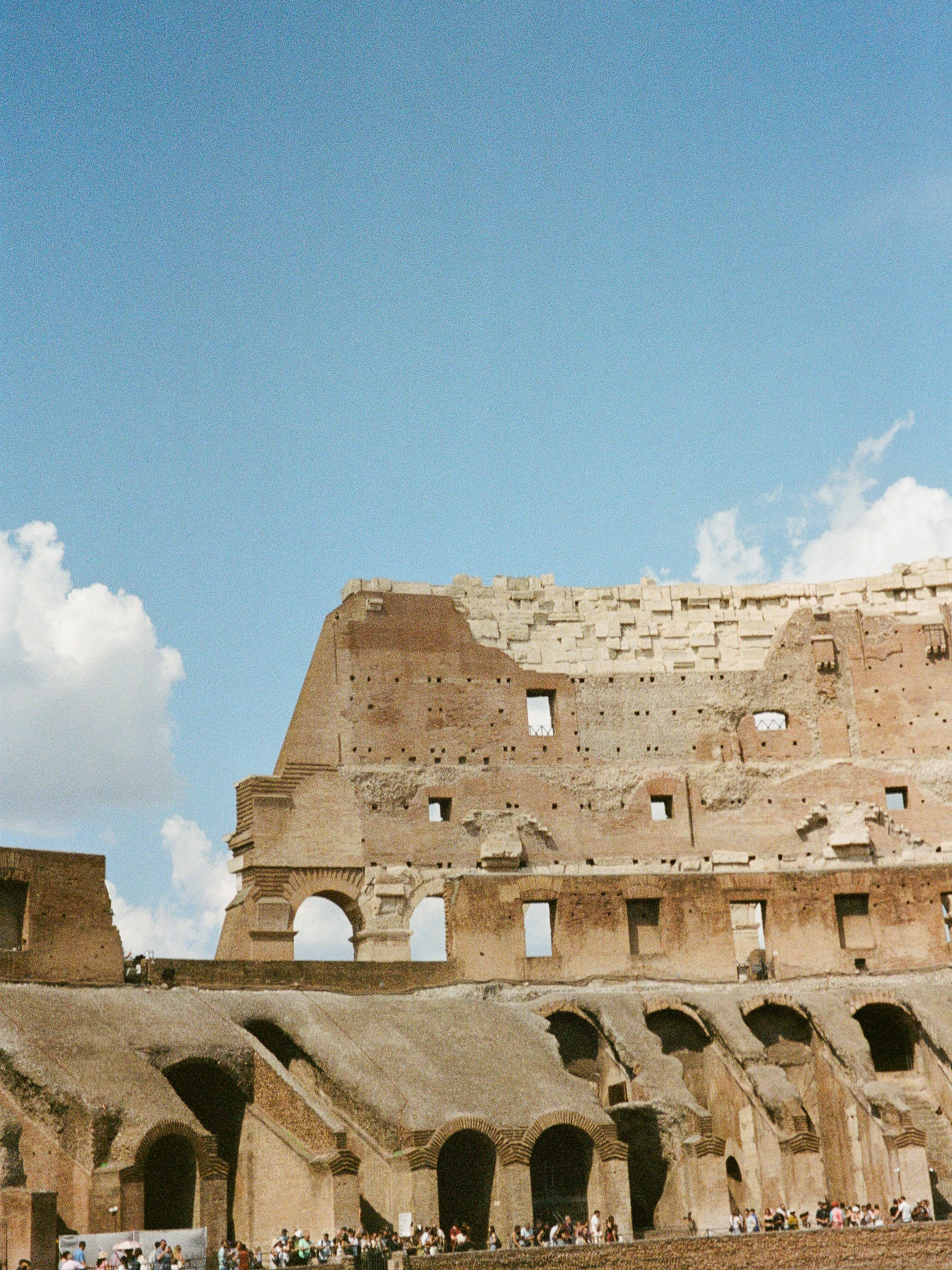 000094020023-2.jpg