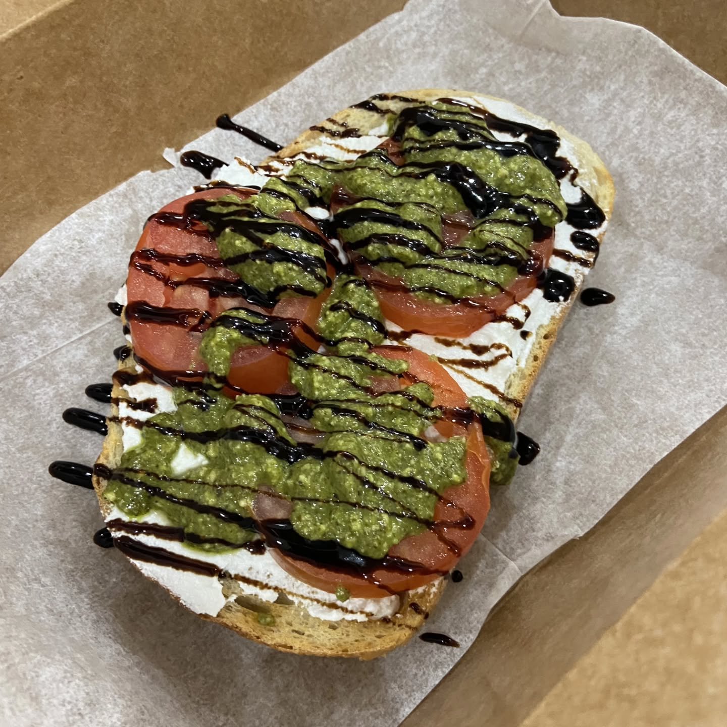 It's Fresh Friday!! Come warm up with a grilled cheese &amp; soup 🍲 Or come chill out with a Pumpkin Protein Smoothie Bowl! Fresh Cucumber Dill Chicken Salad is being made as we speak 😋 Fresh juice flavors in stock 🍉 Open until 430pm order ahead f