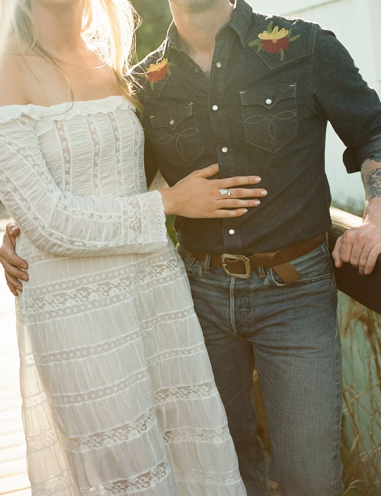 florida-coastal-western-wedding-attire.jpg