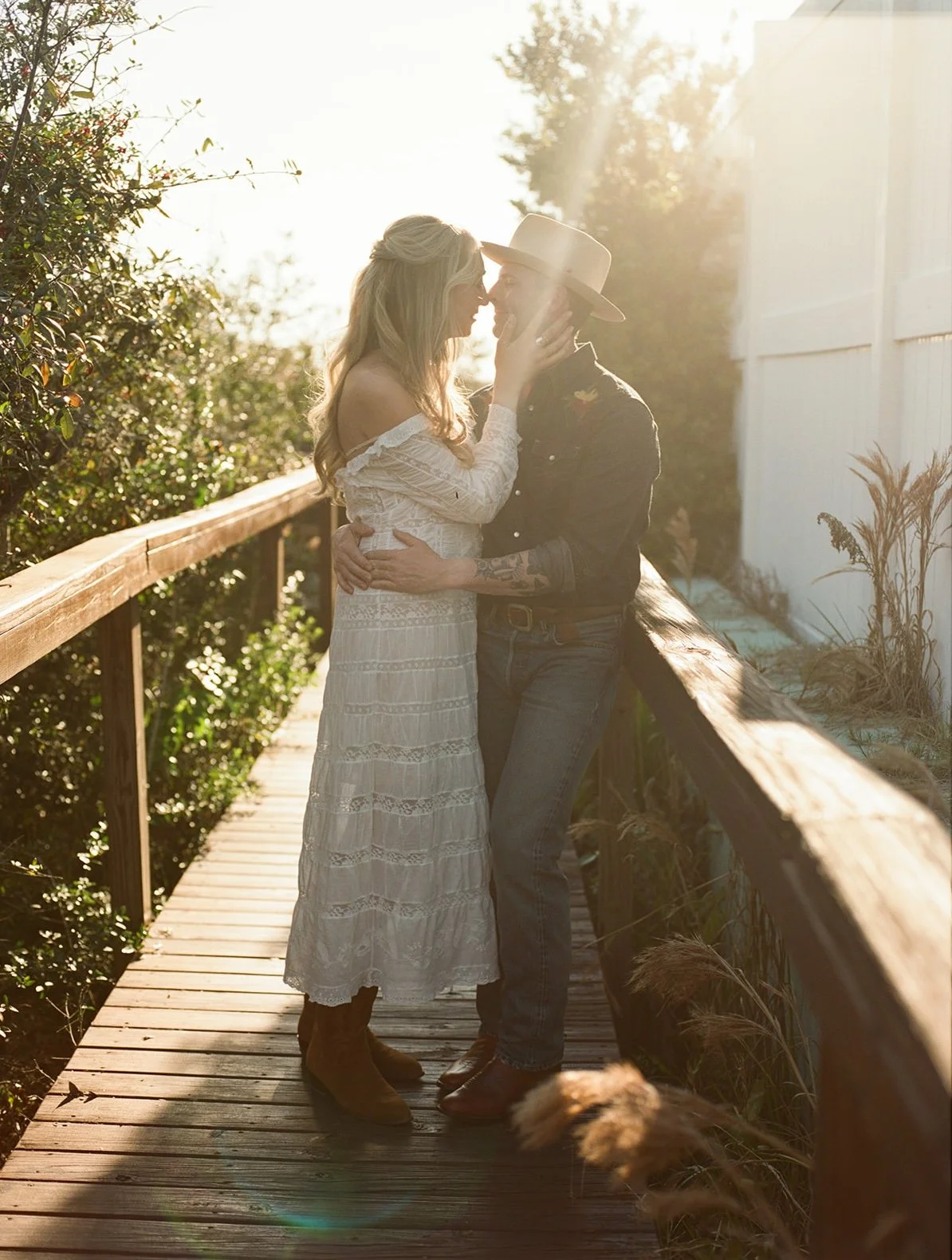 deep-south-coastal-wedding-bride-and-groom.jpg