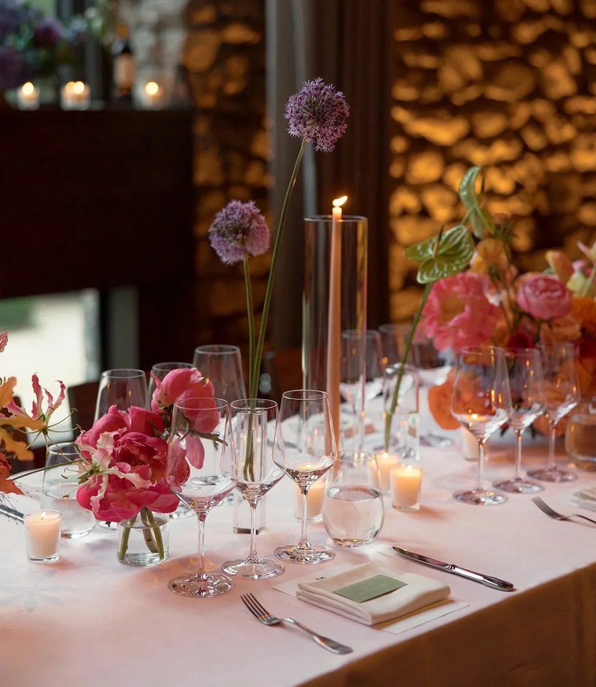 colorful-tablescape-blue-hill-at-stone-barns-wedding.jpg