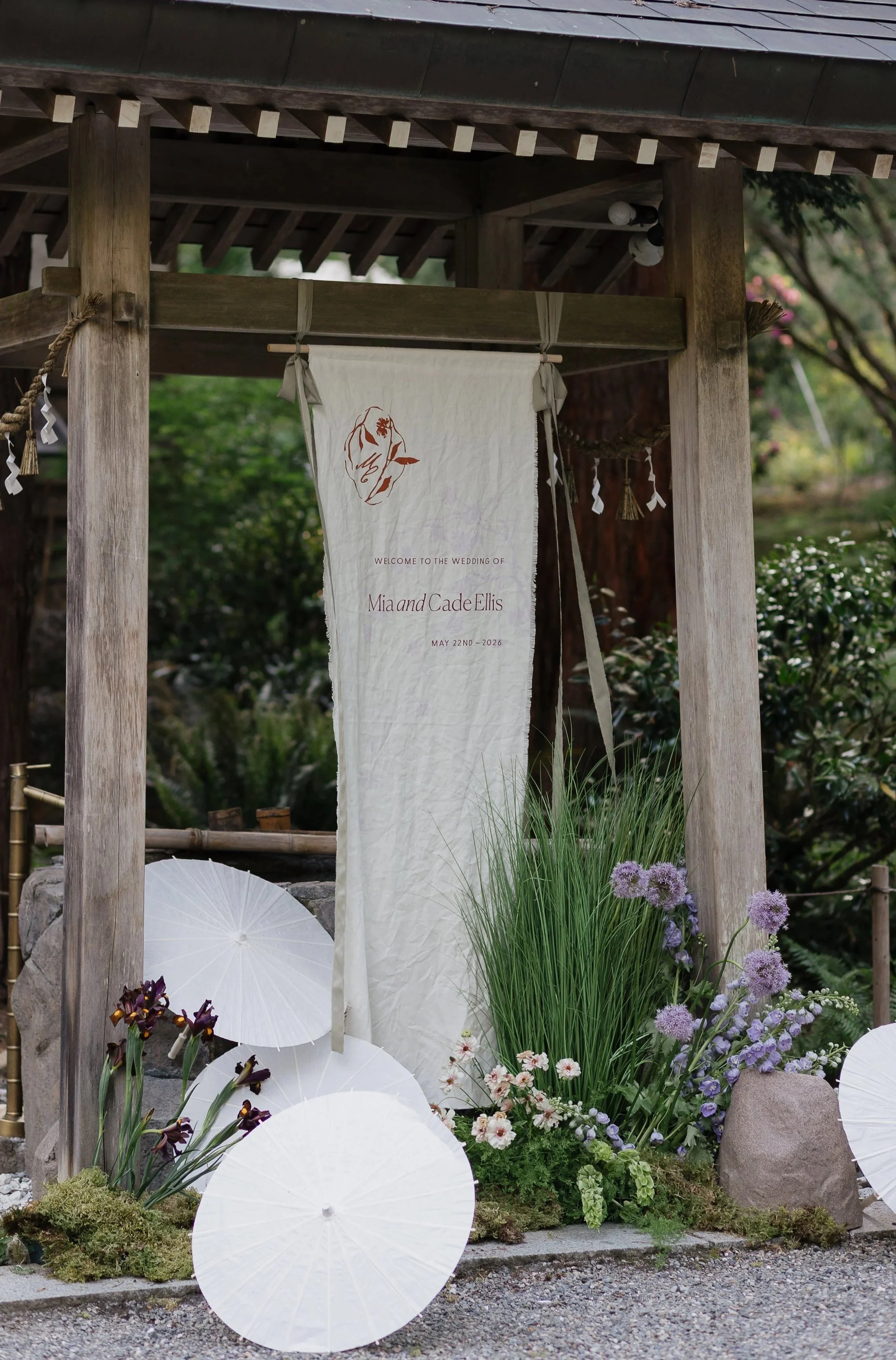 asisn-garden-wedding-linen-welcome-sign.jpg
