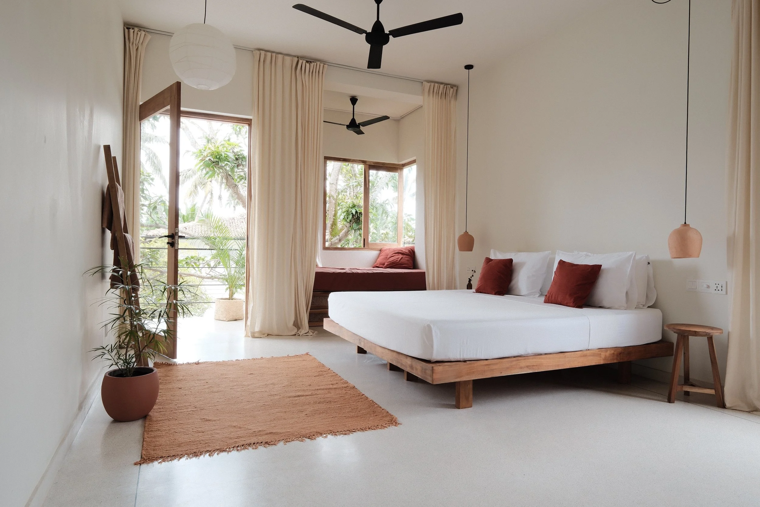 Flowground Studio Ahangama3.JPG