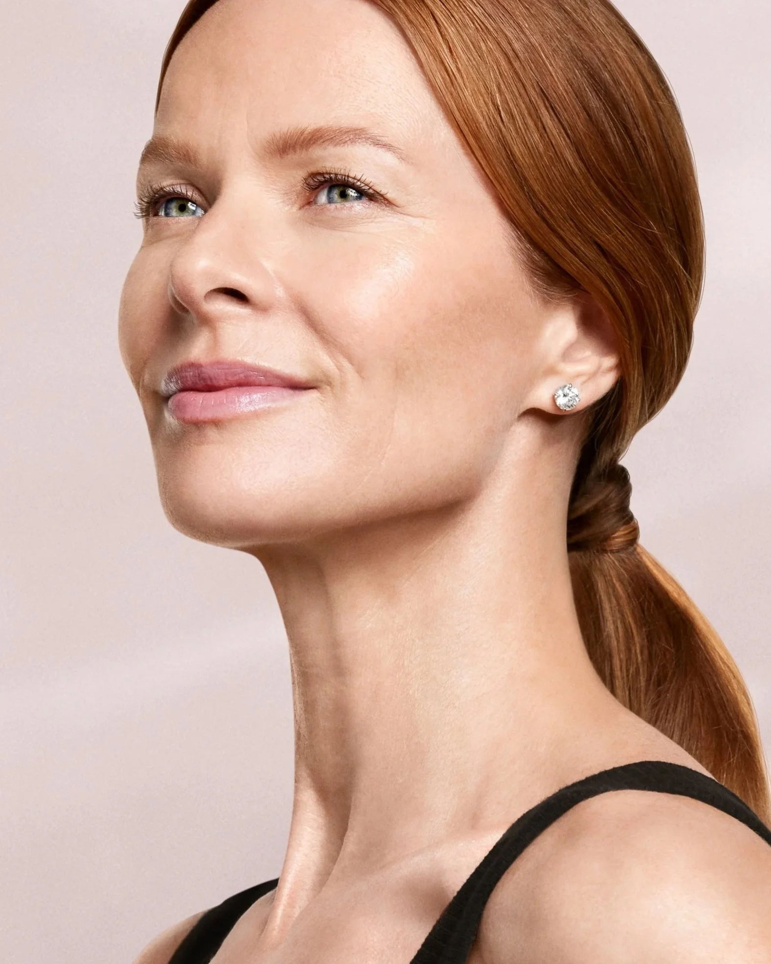 optimized_505-SHS_Revive_LaunchCampaign_Fermitif_Beauty_Still_1_0195_4x5.jpg