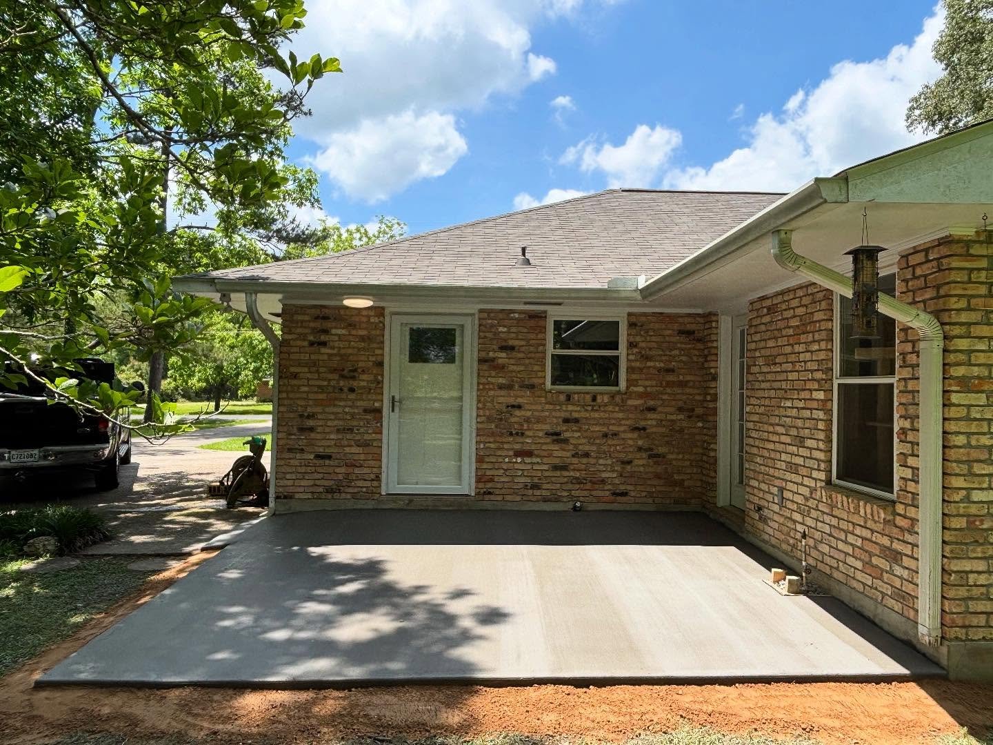 Patio loading&hellip;&hellip;.

#construction 
#concrete 
#patio 
#nofilter