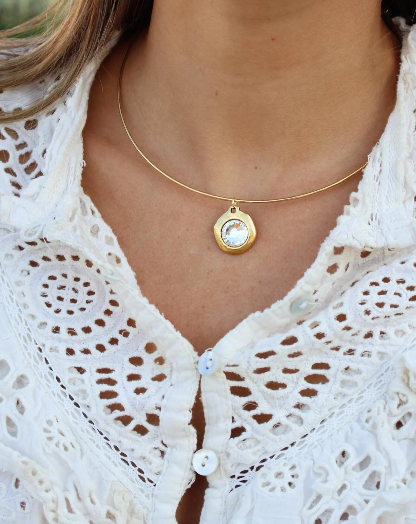 A classic! 💎✨💎💎Large Bezel Necklace 💎✨✨💎✨