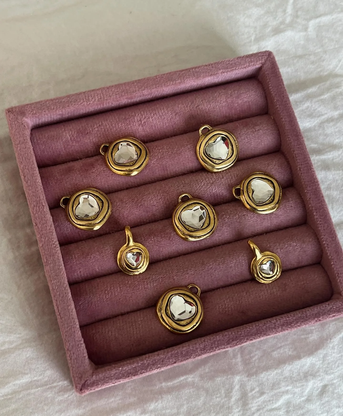 Mini or Large Heart Bezel !!???! We can&rsquo;t decide 🤭&hearts;️