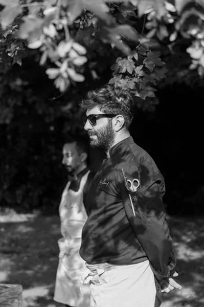 Qui est le chef Emad ?