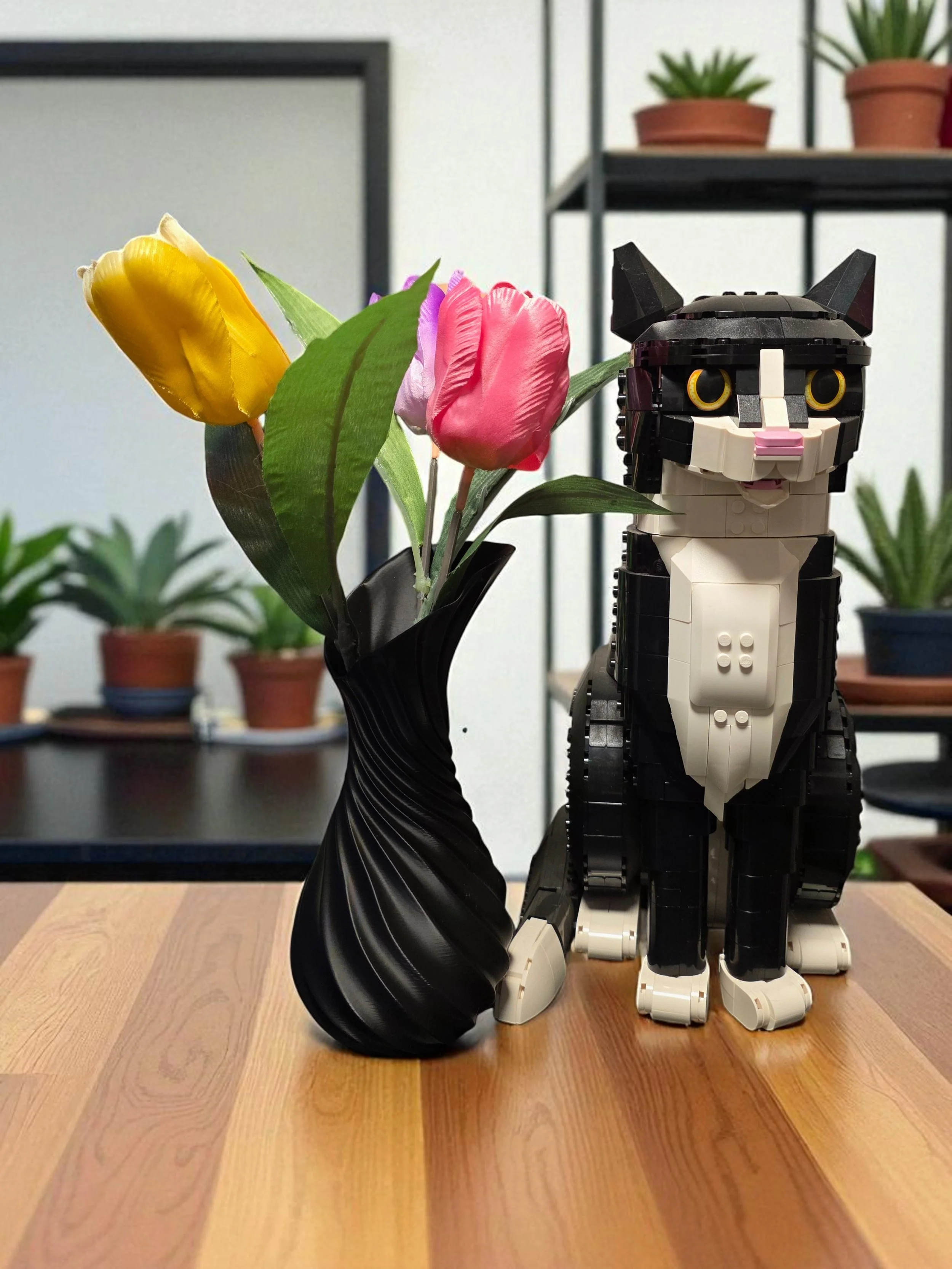 Vase 4-Photoroom.jpg