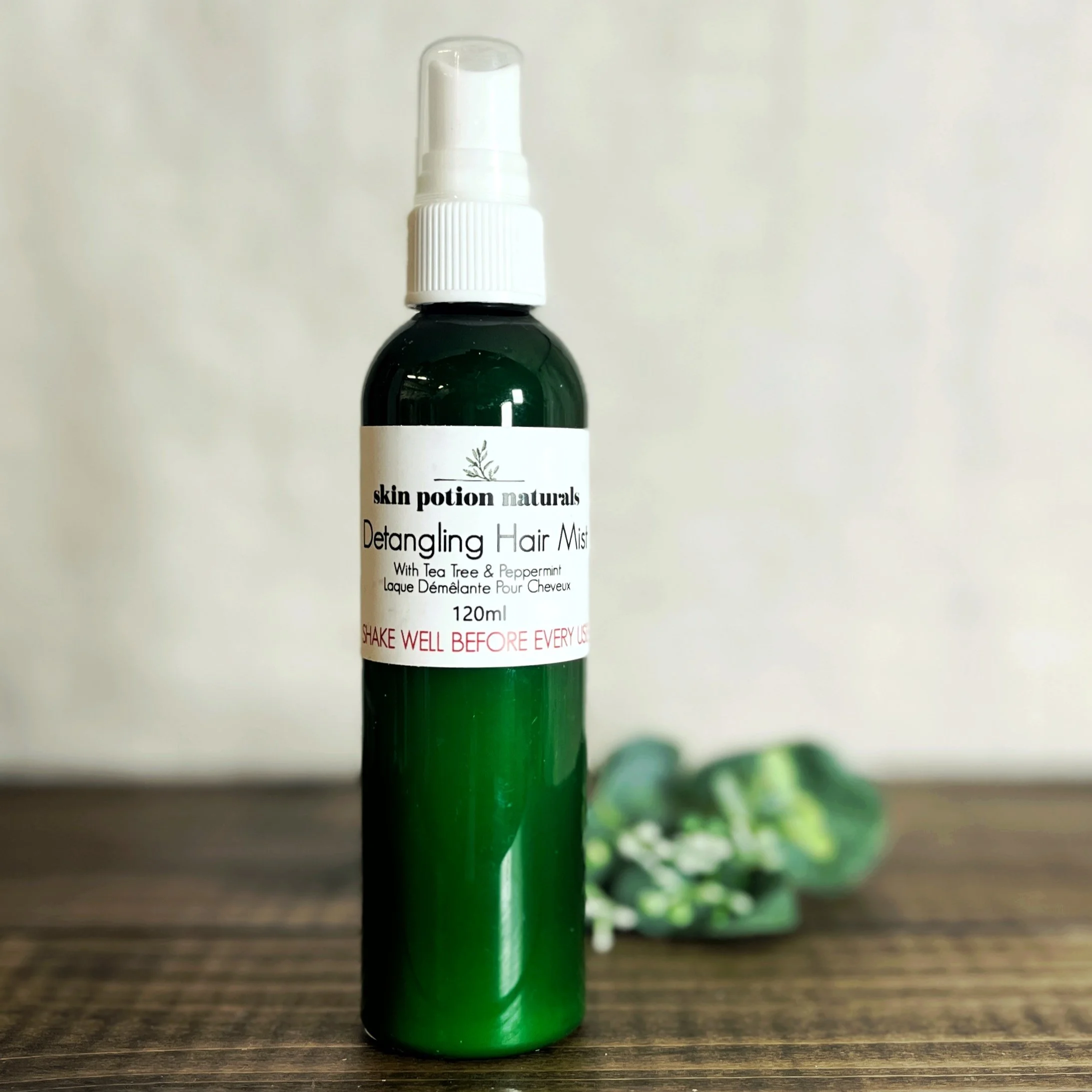 Detangling Hair Mist With Tea Tree
