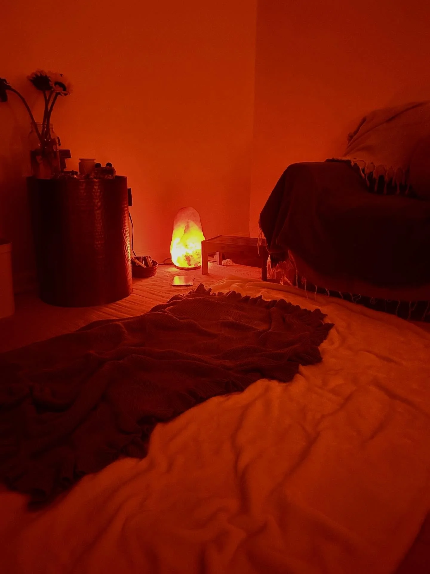Cozy vibes getting ready for our home birth 🧡

I knew even before I got pregnant that I wanted to welcome this baby at home. I wanted to be somewhere that felt safe, familiar, personal&hellip; sacred, and filled with love.

I really believe our bodi