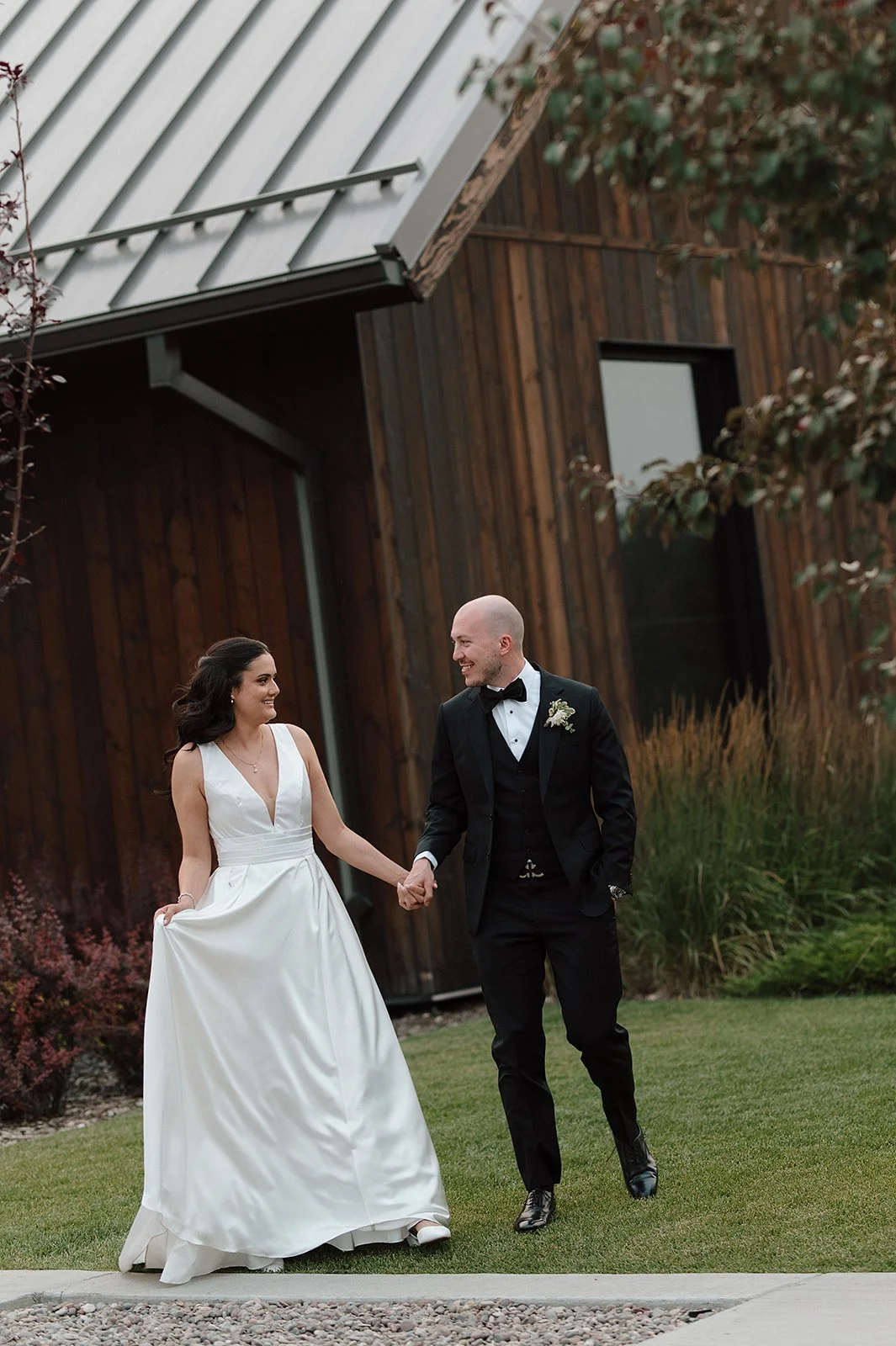 Siobhan & Rhys Sneak Peek-05.jpg