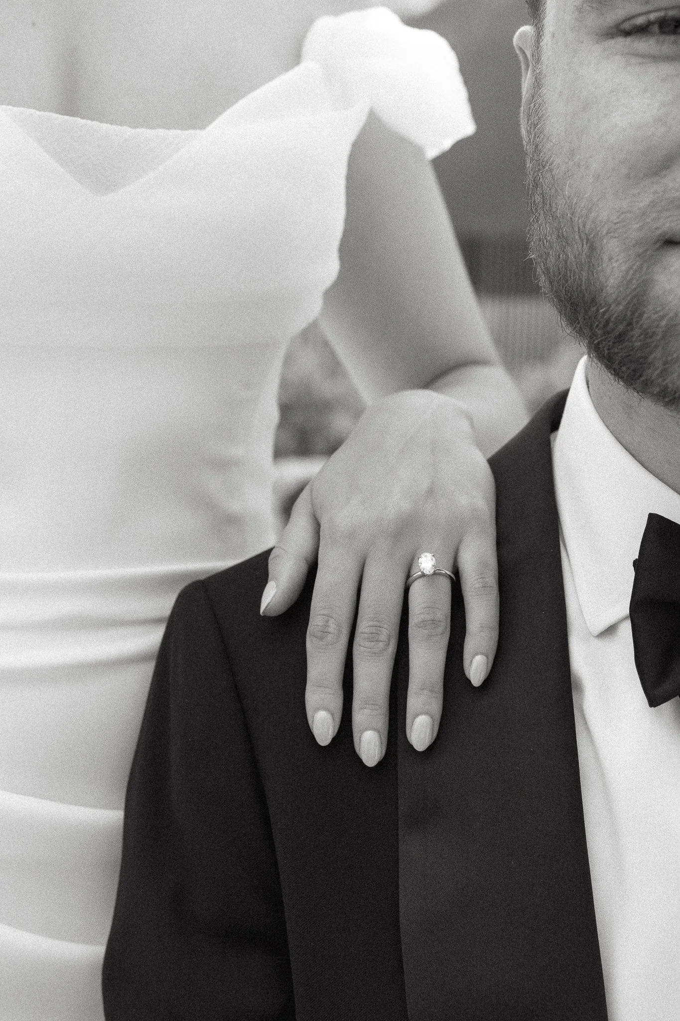 fairmont-lake-louise-wedding-editorial-banff-romantic-documentary-wedding-photography-keara-maria-photography-38.jpg