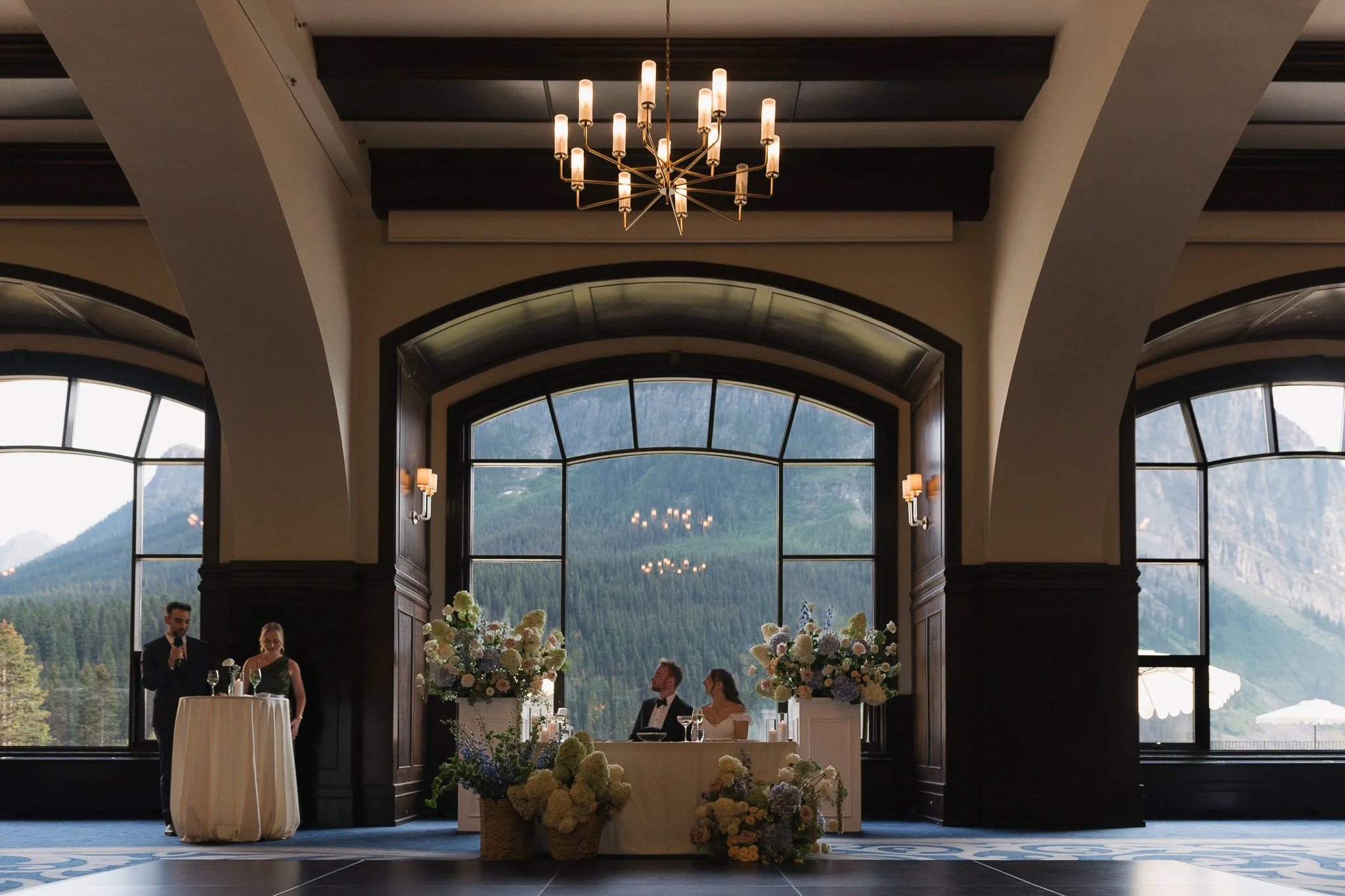 fairmont-lake-louise-wedding-editorial-banff-romantic-documentary-wedding-photography-keara-maria-photography-08.jpg