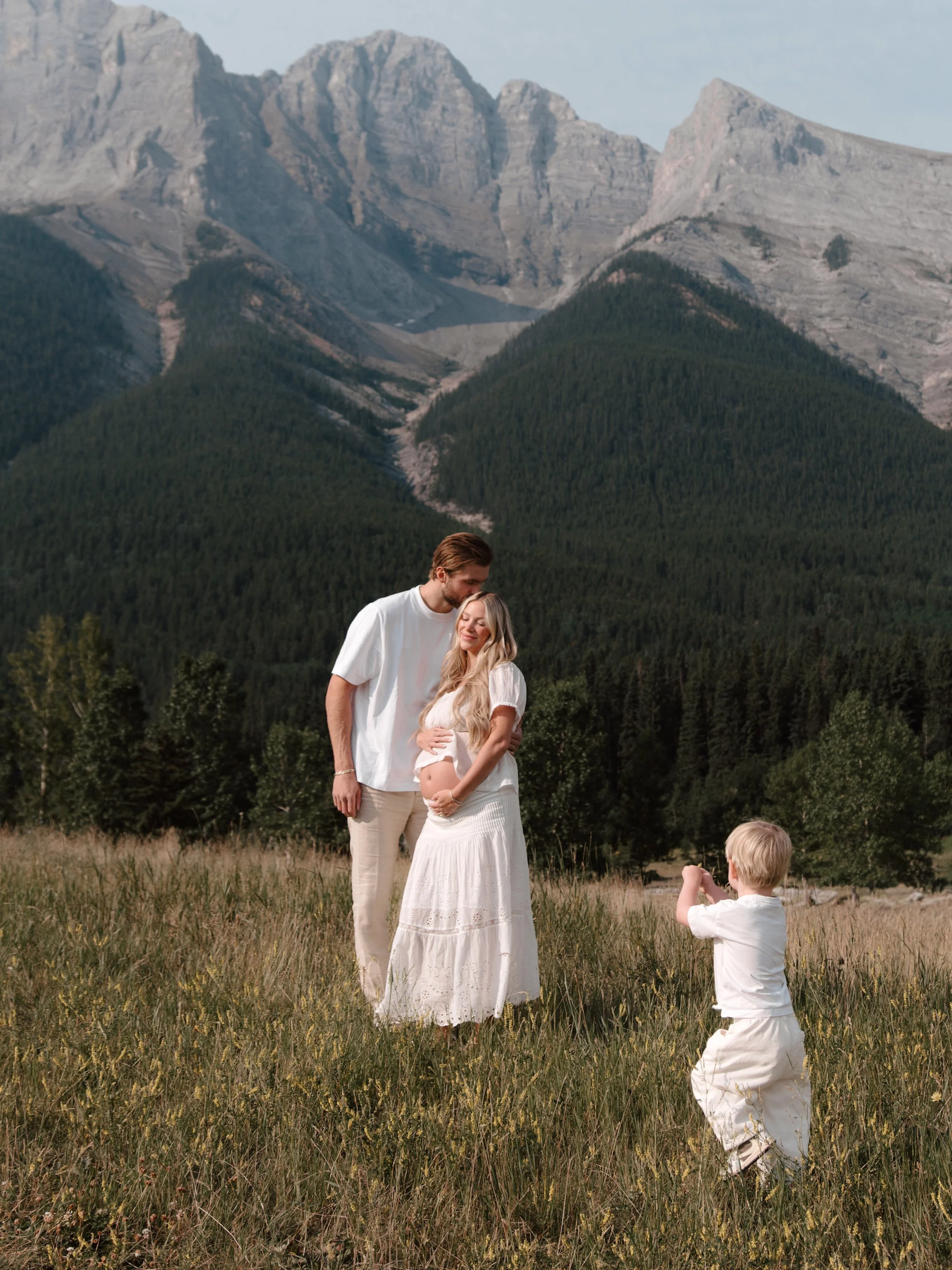 maternity session in the Rocky Mountains for sierra&mdash;

so many beautiful galleries being sent off to their rite full homes this week, I can&rsquo;t wait to share all the love!