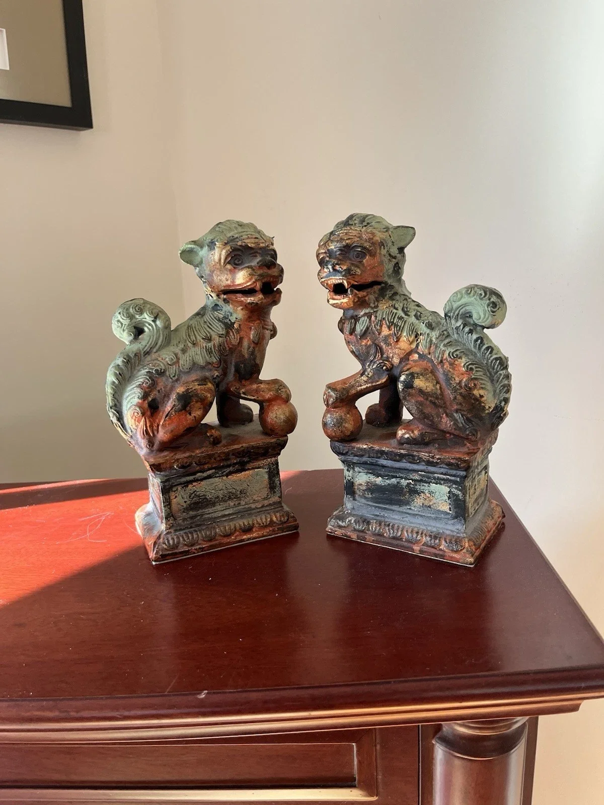 Three glass spheres on a tabletop