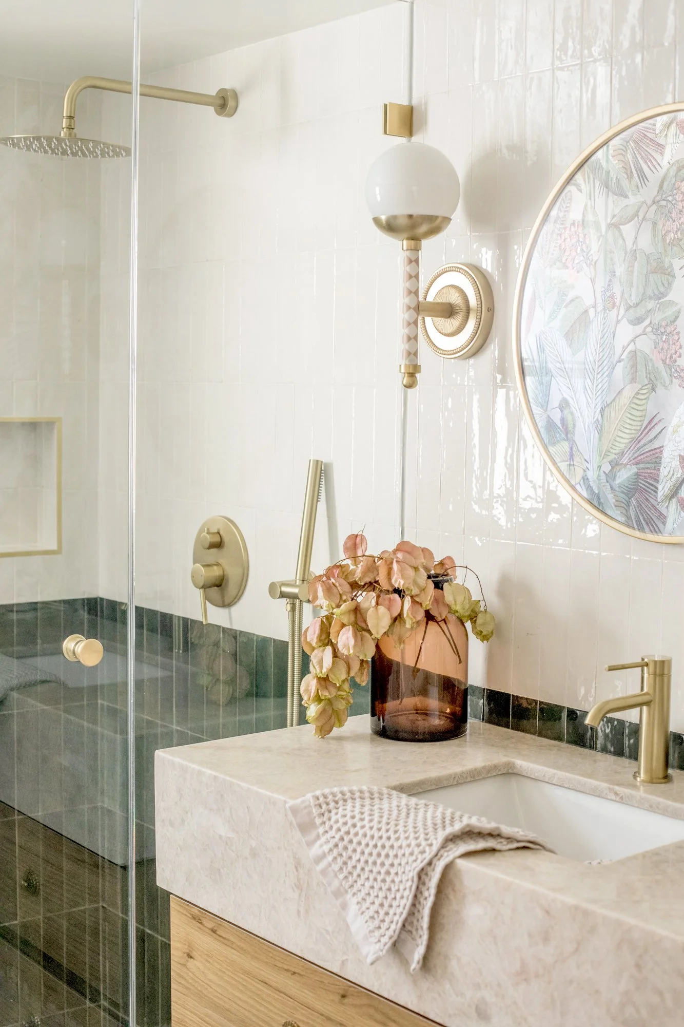 Downstairs Bath2.jpg