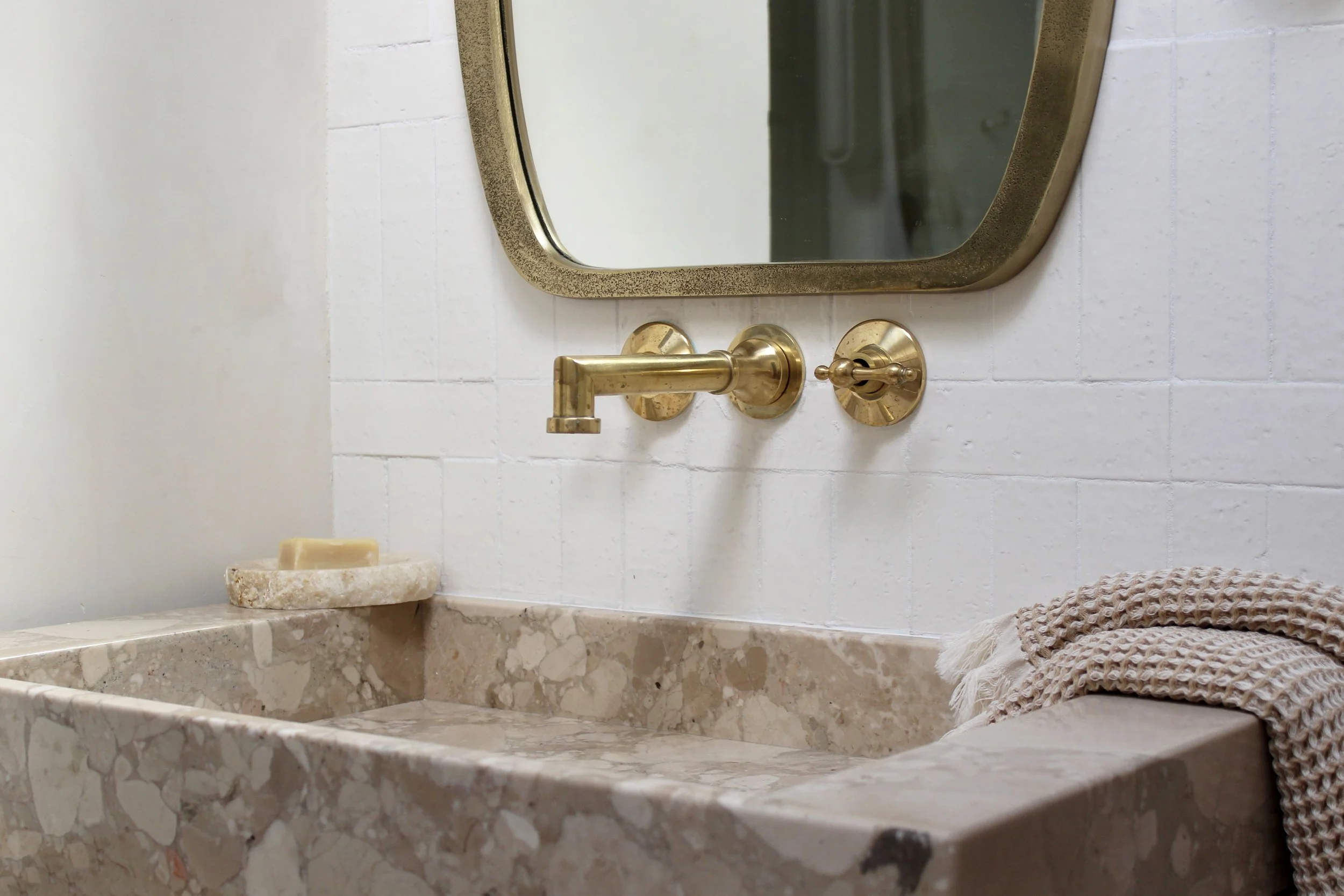 master vanity 2 2.jpg