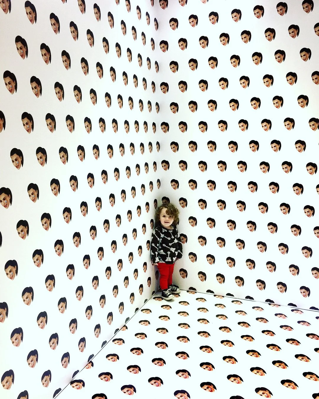 Someone found his #instamoment @complexcon #complexcon