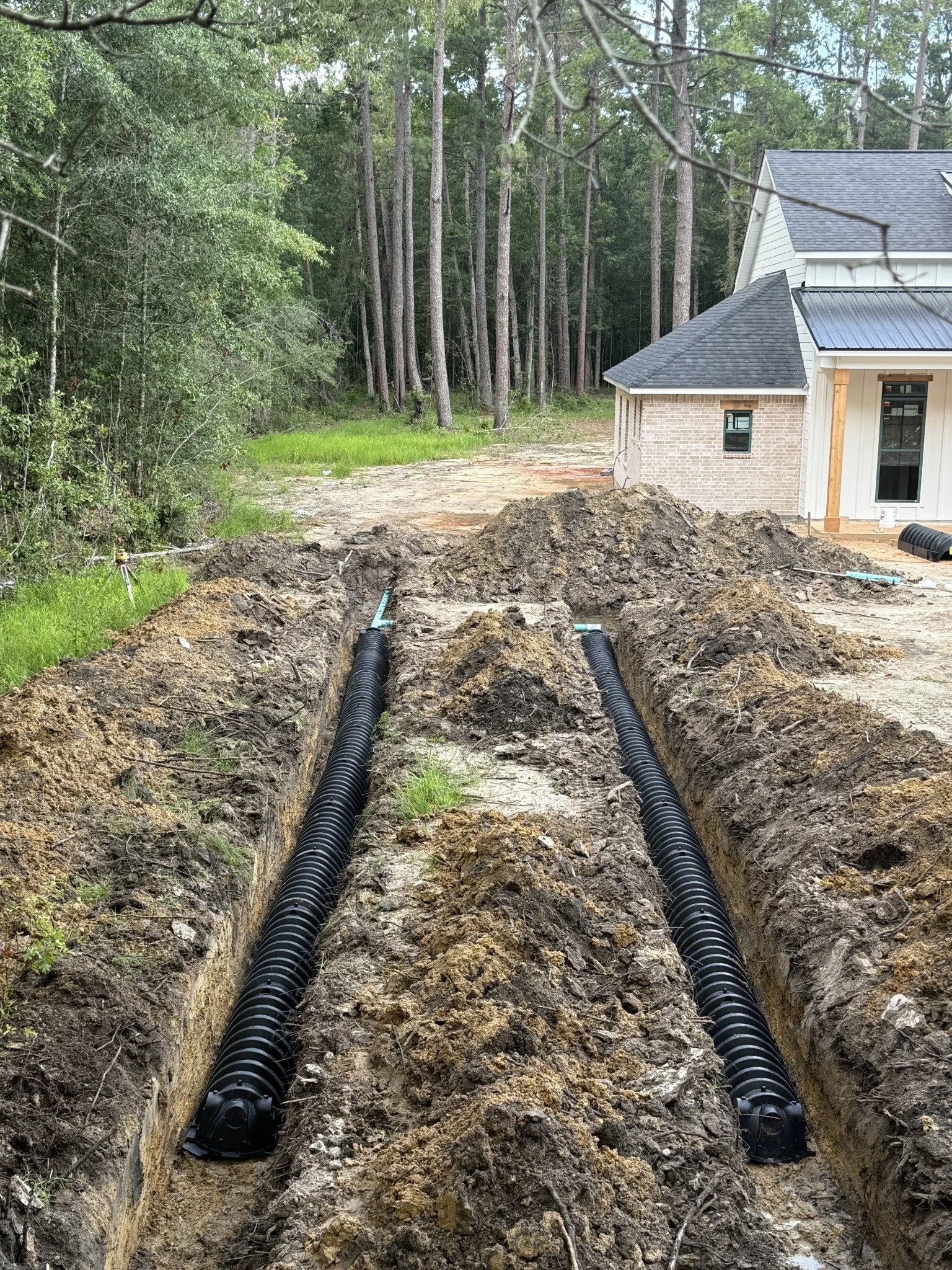 Septic system field lines installed for a new Northshore Louisiana home