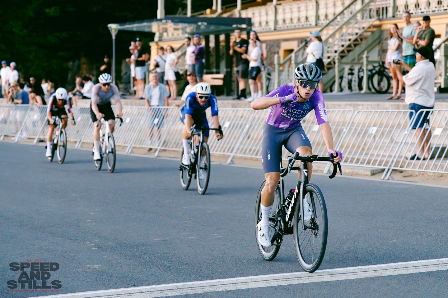 Home town hero.
.
.
.
#cycling #cyclinglove #cyclingpics #cyclingphotography #cyclingimages #tourdownunder