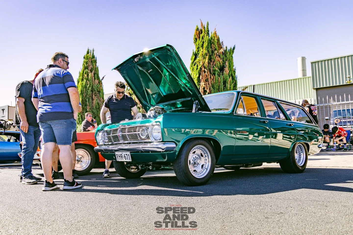 @streetoutlawsadelaide Sunday church service!

Interested in getting some private shots of your car? Feel free to contact me via the link in my bio!
.
.
.
#musclecars #aussie #aussiemuscle #streetcar #holden