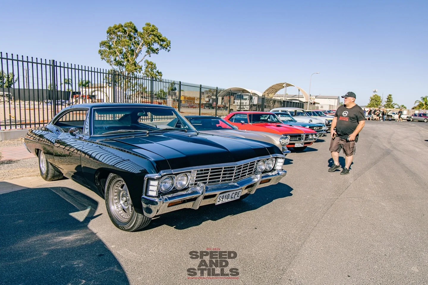 Just want cruising weather again 🙃

Interested in getting some shots of your car at the upcoming @dragwayatthebend Riverbend Nationals? Feel free to contact me via the link in my bio!
.
.
.
#chevrolet #impala #carphotography