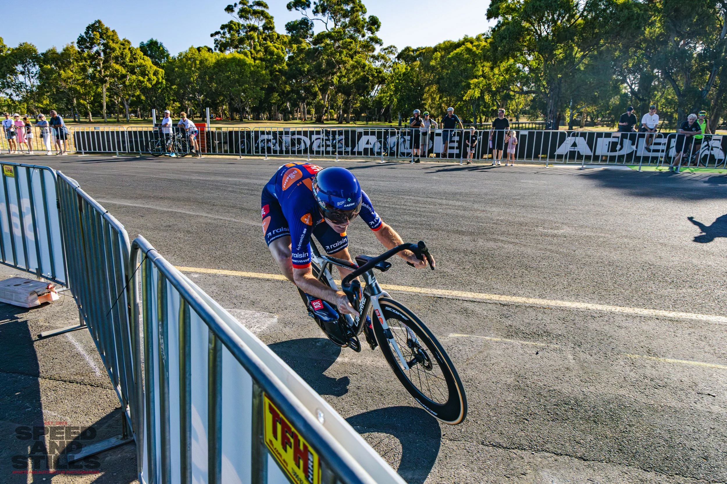TDU TT-15.jpg