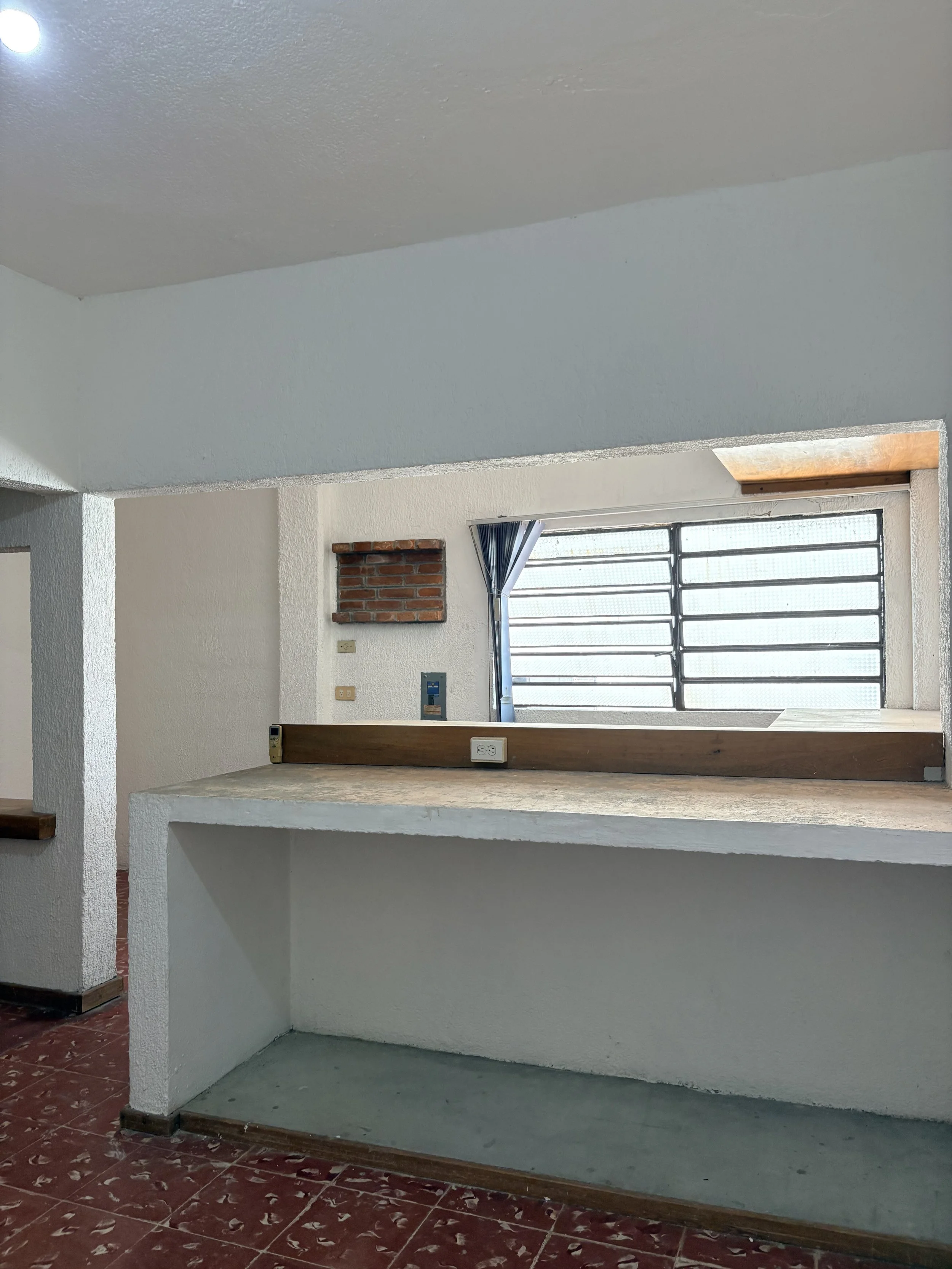 Interior 2.jpeg