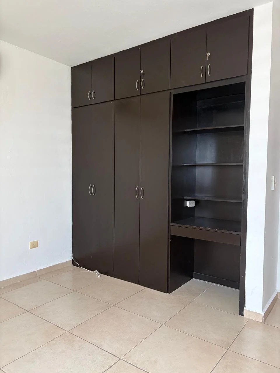 WhatsApp Image 2025-11-03 at 16.48.06 (7).jpeg