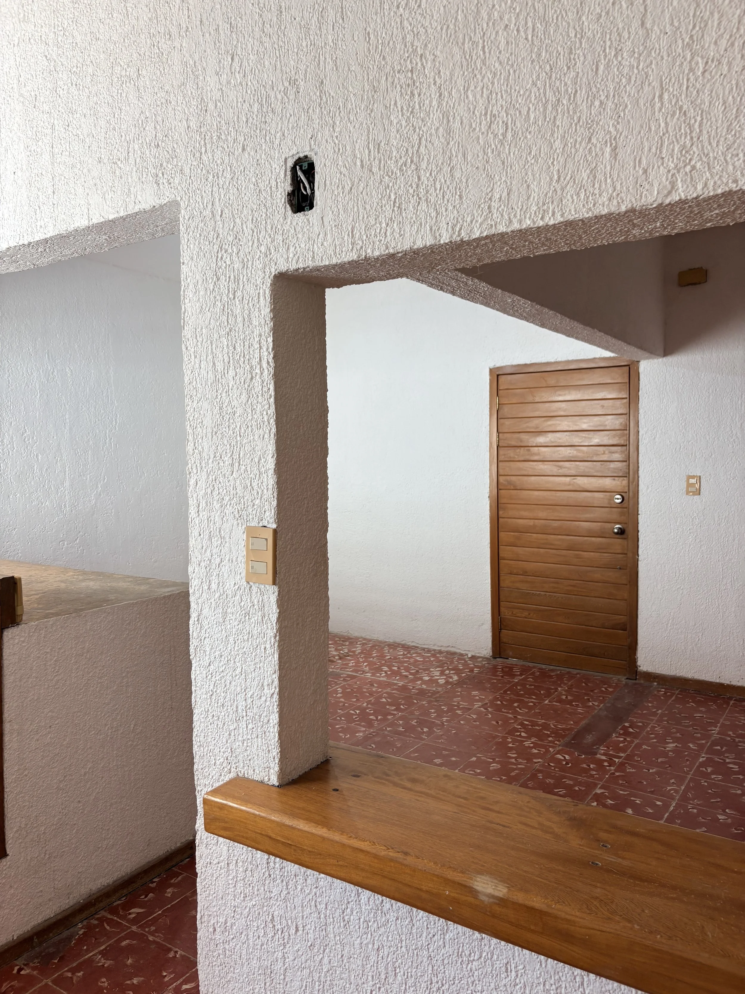 Interior 4.jpeg
