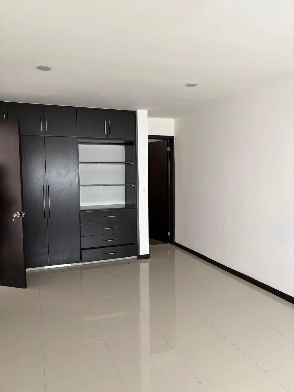 WhatsApp Image 2025-11-03 at 16.48.11 (1).jpeg