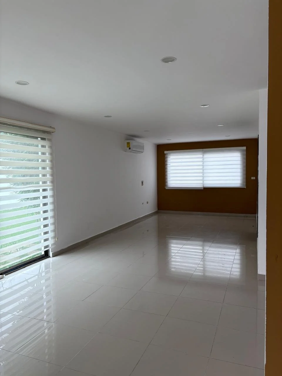 WhatsApp Image 2025-11-03 at 16.48.09 (4).jpeg