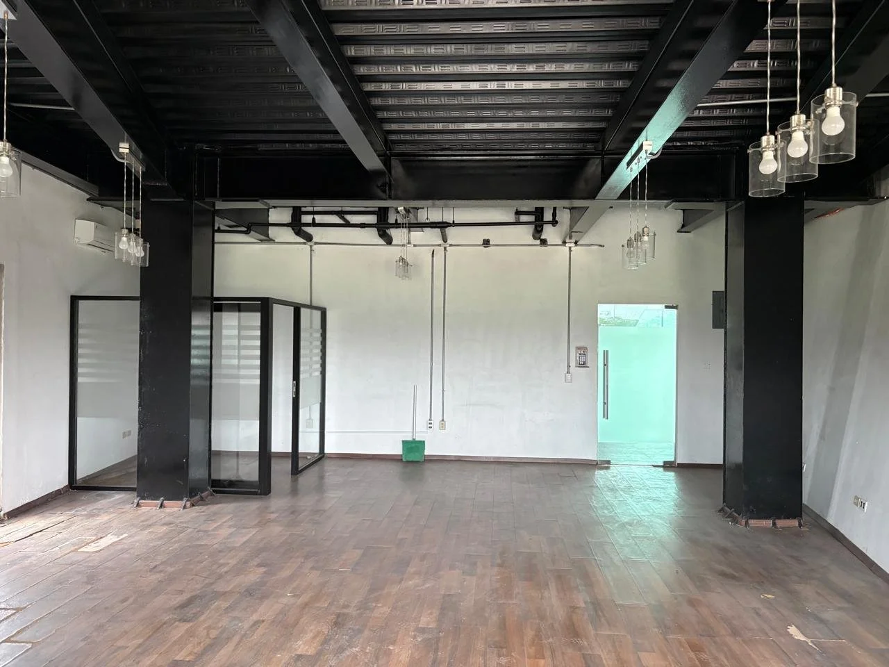 WhatsApp Image 2025-11-03 at 16.48.08 (6).jpeg