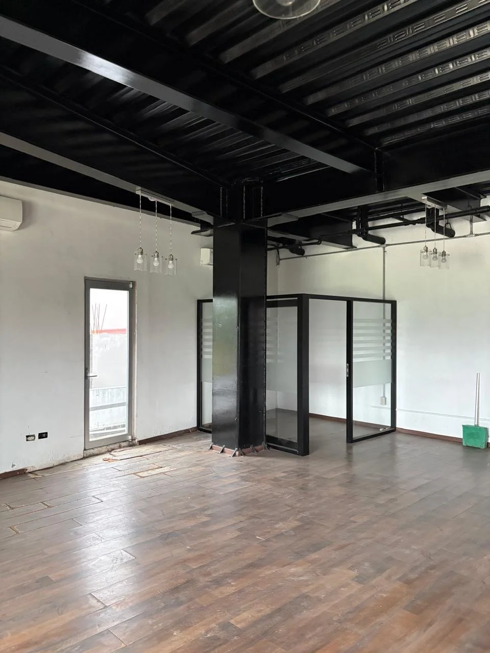 WhatsApp Image 2025-11-03 at 16.48.08 (7).jpeg