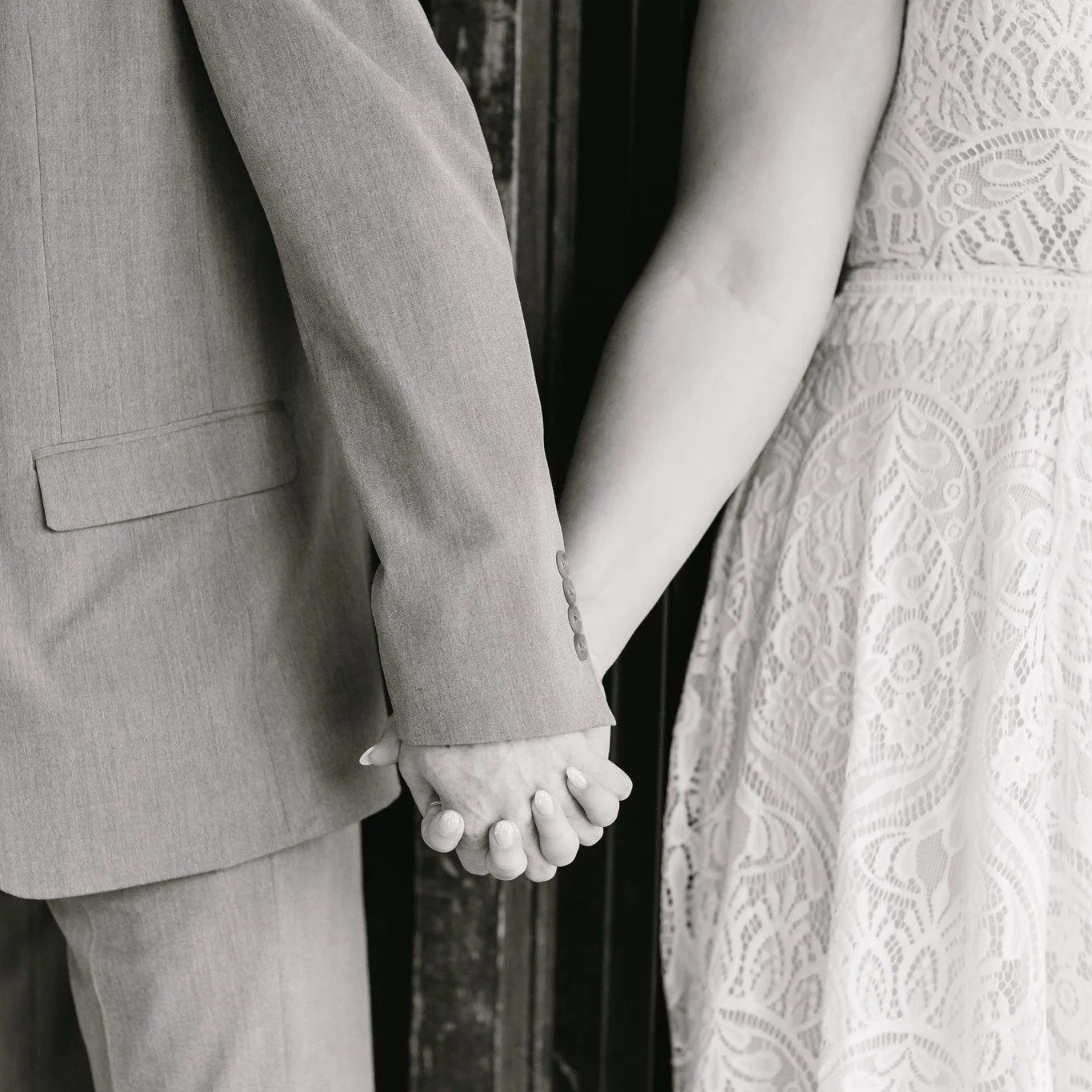 🤍 A First Touch on your wedding day 🤍
Why couples love it:

&bull; A quiet, private moment together before the ceremony
&bull; Helps calm nerves and soak in the day before it begins
&bull; Keeps the aisle reveal extra special (no peeking!)
&bull; A